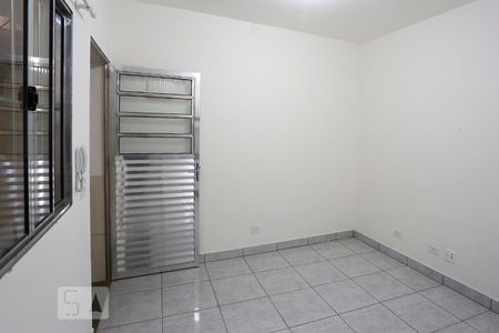 Sala/Cozinha de kitnet/studio para alugar com 1 quarto, 28m² em Jardim Novo Taboão, São Paulo