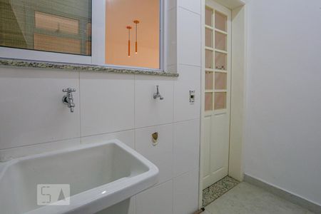 Casa de condomínio à venda com 110m², 3 quartos e 2 vagasÁrea de Serviço