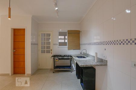 Casa de condomínio à venda com 110m², 3 quartos e 2 vagasCozinha