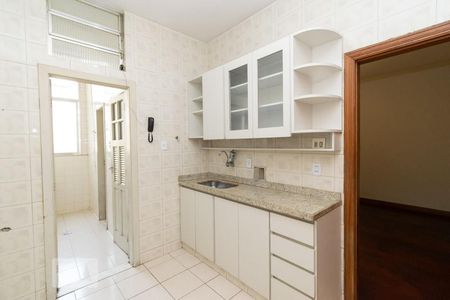 COZINHA de apartamento à venda com 2 quartos, 75m² em Icaraí, Niterói