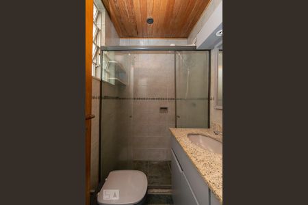 BANHEIRO SOCIAL de apartamento à venda com 2 quartos, 75m² em Icaraí, Niterói