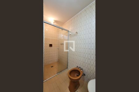 Apartamento para alugar com 125m², 3 quartos e 1 vaga Apartamento para alugar com 125m², 3 quartos e 1 vagaBanheiro da suite