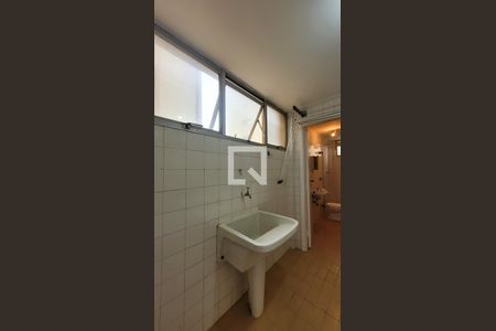 Apartamento para alugar com 125m², 3 quartos e 1 vaga Apartamento para alugar com 125m², 3 quartos e 1 vagaLavanderia