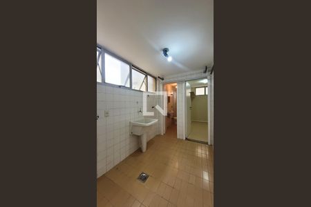 Apartamento para alugar com 125m², 3 quartos e 1 vaga Apartamento para alugar com 125m², 3 quartos e 1 vagaLavanderia