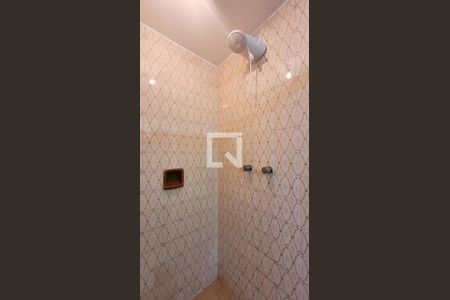Apartamento para alugar com 125m², 3 quartos e 1 vaga Apartamento para alugar com 125m², 3 quartos e 1 vagaBanheiro da suite