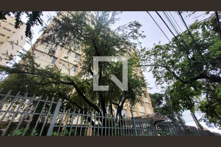 Apartamento para alugar com 125m², 3 quartos e 1 vaga Apartamento para alugar com 125m², 3 quartos e 1 vagaFachada