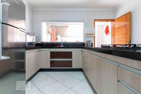 Casa à venda com 120m², 3 quartos e 3 vagas Casa à venda com 120m², 3 quartos e 3 vagasCozinha