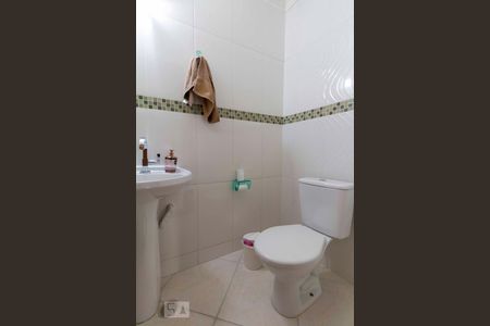 Lavabo de casa à venda com 3 quartos, 120m² em Vila Carmosina, São Paulo