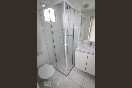 Banheiro 1 de apartamento para alugar com 2 quartos, 53m² em Xaxim, Curitiba