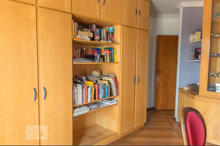 Apartamento para alugar com 180m², 4 quartos e 3 vagas Apartamento para alugar com 180m², 4 quartos e 3 vagasQuarto 1