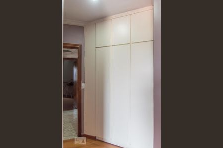 Apartamento para alugar com 180m², 4 quartos e 3 vagas Apartamento para alugar com 180m², 4 quartos e 3 vagasQuarto Suíte -