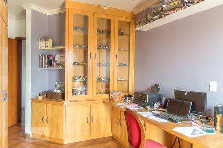 Apartamento para alugar com 180m², 4 quartos e 3 vagas Apartamento para alugar com 180m², 4 quartos e 3 vagasQuarto 1