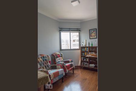 Apartamento para alugar com 180m², 4 quartos e 3 vagas Apartamento para alugar com 180m², 4 quartos e 3 vagasLareira