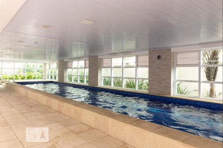Apartamento para alugar com 38m², 1 quarto e 1 vaga Apartamento para alugar com 38m², 1 quarto e 1 vagaPiscina