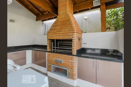 Apartamento à venda com 220m², 4 quartos e 3 vagasChurrasqueira