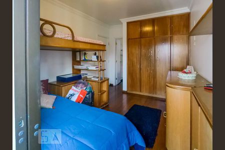 Apartamento à venda com 220m², 4 quartos e 3 vagasQuarto 1