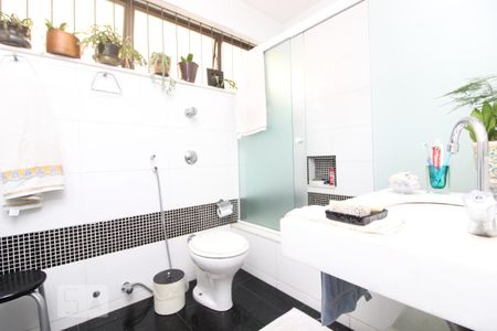 Banheiro de apartamento à venda com 3 quartos, 110m² em Anchieta, Belo Horizonte