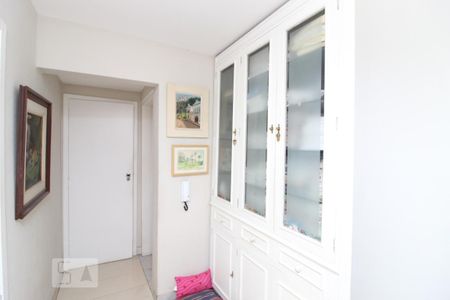 Corredor de apartamento à venda com 3 quartos, 110m² em Anchieta, Belo Horizonte