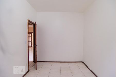 Casa para alugar com 90m², 3 quartos e 3 vagas Casa para alugar com 90m², 3 quartos e 3 vagasQuarto 2