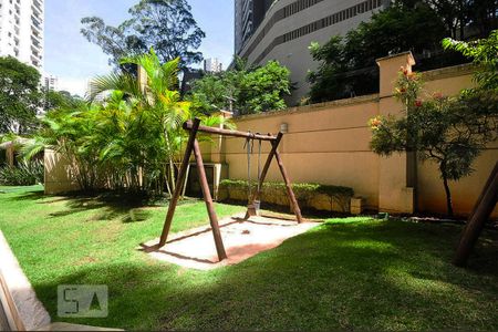 Apartamento para alugar com 83m², 2 quartos e 2 vagasPlayground