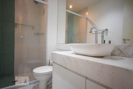 Apartamento para alugar com 83m², 2 quartos e 2 vagasBanheiro Suíte