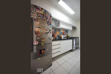 Apartamento para alugar com 83m², 2 quartos e 2 vagasCozinha