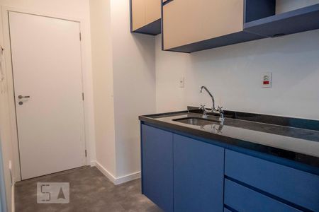 Cozinha de kitnet/studio para alugar com 1 quarto, 25m² em Pinheiros, São Paulo