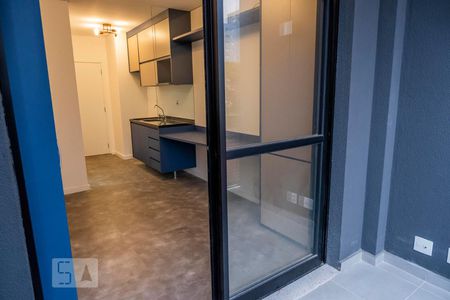 Varanda de kitnet/studio para alugar com 1 quarto, 25m² em Pinheiros, São Paulo