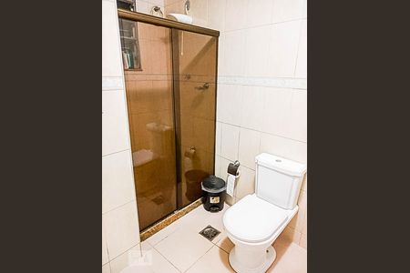 Banheiro 3 de casa à venda com 3 quartos, 210m² em Portuguesa, Rio de Janeiro