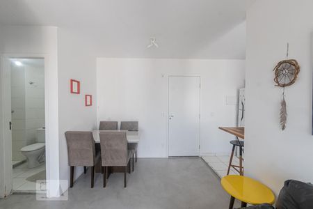 Sala de apartamento à venda com 2 quartos, 49m² em Sítio da Figueira, São Paulo