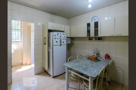 Cozinha de apartamento à venda com 2 quartos, 86m² em Vila Clementino, São Paulo