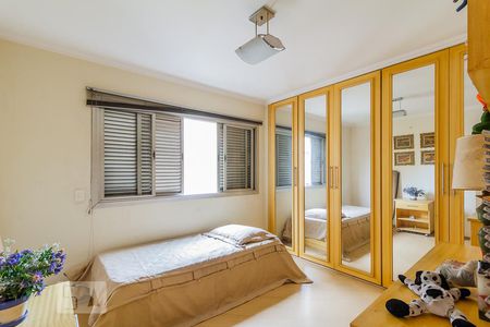 Apartamento à venda com 81m², 2 quartos e 1 vagaSegundo dormitório