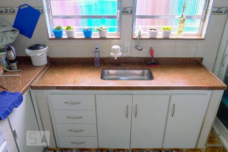 Casa à venda com 170m², 3 quartos e 2 vagasCozinha