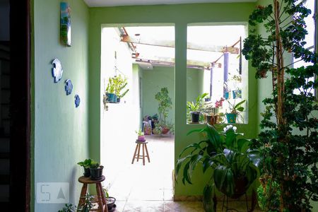 Casa à venda com 170m², 3 quartos e 2 vagasQuintal