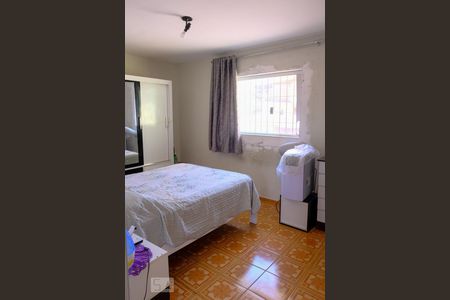 Casa à venda com 170m², 3 quartos e 2 vagasSuíte