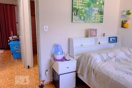 Casa à venda com 170m², 3 quartos e 2 vagasSuíte