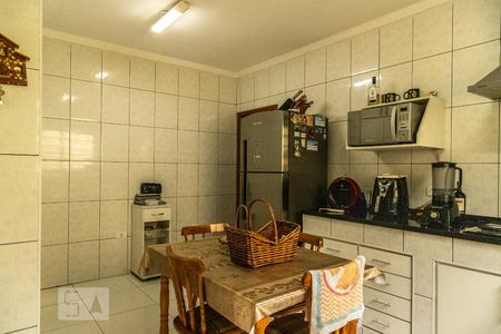 Casa à venda com 278m², 6 quartos e 4 vagasCozinha