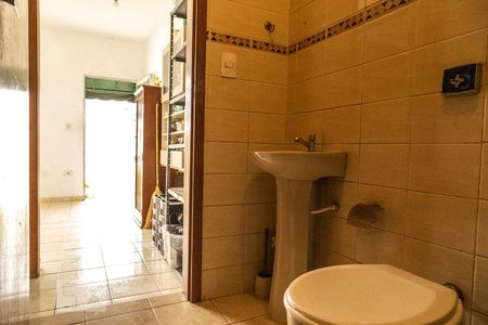 Casa à venda com 278m², 6 quartos e 4 vagasBanheiro edícula