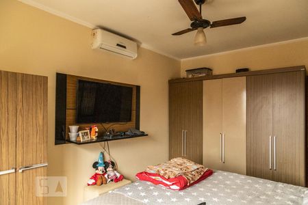 Casa à venda com 278m², 6 quartos e 4 vagasQuarto 2