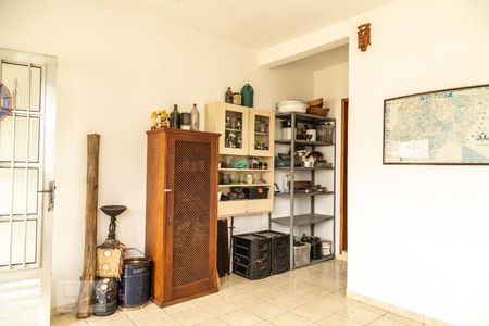 Casa à venda com 278m², 6 quartos e 4 vagasEdícula