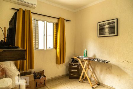 Casa à venda com 278m², 6 quartos e 4 vagasQuarto 4