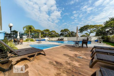 Apartamento à venda com 126m², 3 quartos e sem vagaÁrea comum - Piscina