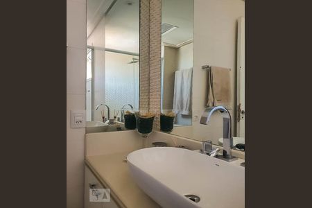 Apartamento à venda com 126m², 3 quartos e sem vagaBanheiro