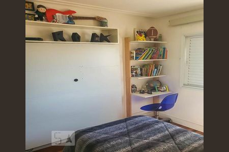 Apartamento à venda com 126m², 3 quartos e sem vagaQuarto