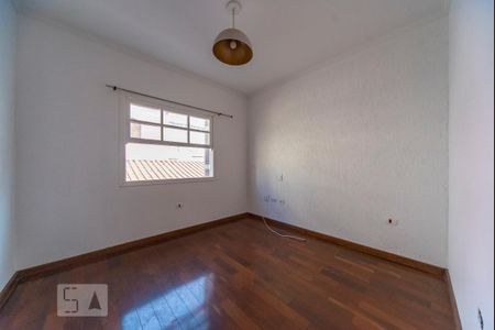 Casa para alugar com 225m², 4 quartos e 5 vagas Casa para alugar com 225m², 4 quartos e 5 vagasQuarto 2