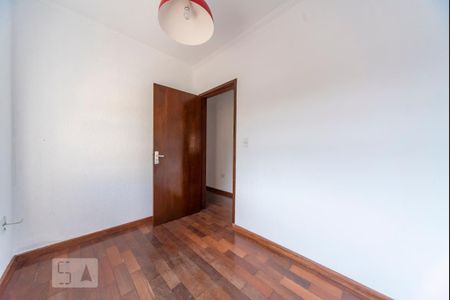 Casa para alugar com 225m², 4 quartos e 5 vagas Casa para alugar com 225m², 4 quartos e 5 vagasQuarto 1