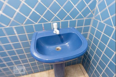 Casa para alugar com 225m², 4 quartos e 5 vagas Casa para alugar com 225m², 4 quartos e 5 vagasBanheiro de Serviço