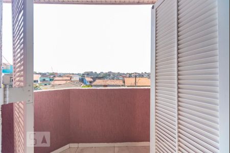 Casa para alugar com 225m², 4 quartos e 5 vagas Casa para alugar com 225m², 4 quartos e 5 vagasSacada do Quarto 3