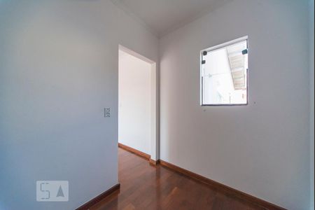 Casa para alugar com 225m², 4 quartos e 5 vagas Casa para alugar com 225m², 4 quartos e 5 vagasCloset do Quarto 3