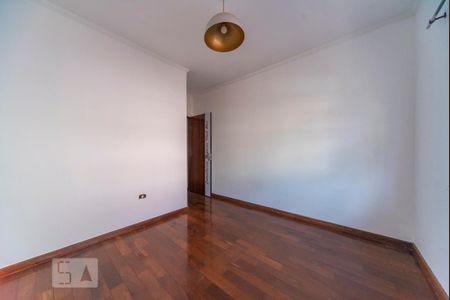 Casa para alugar com 225m², 4 quartos e 5 vagas Casa para alugar com 225m², 4 quartos e 5 vagasQuarto 2